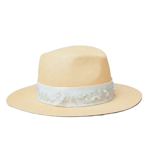 10 Ways To Style Butter Yellow For A Creamy Summer