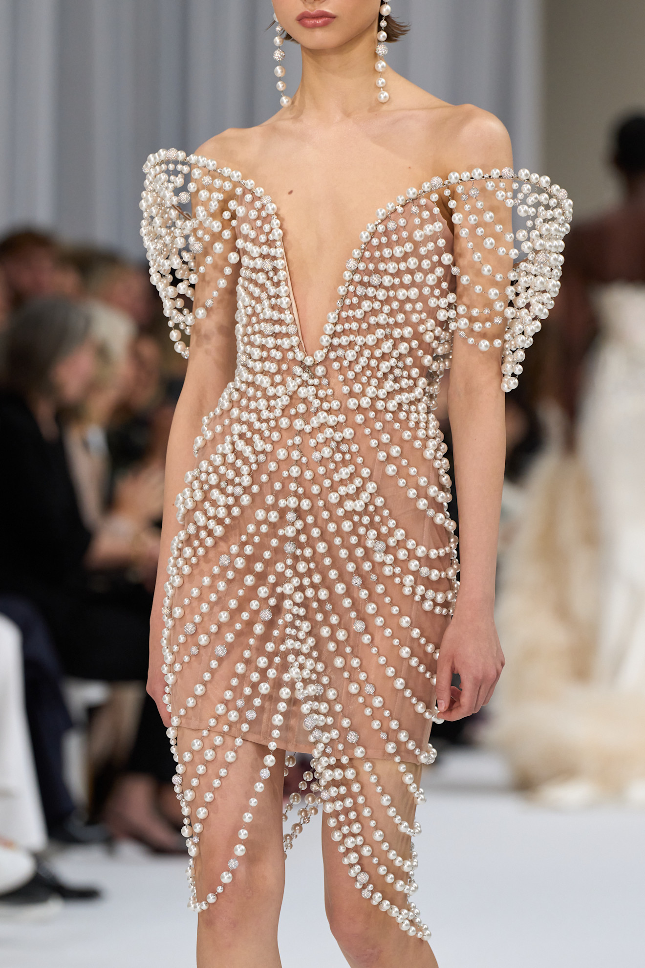 The Best Of Pearls From Paris Haute Couture Week Fall/Winter 2025
