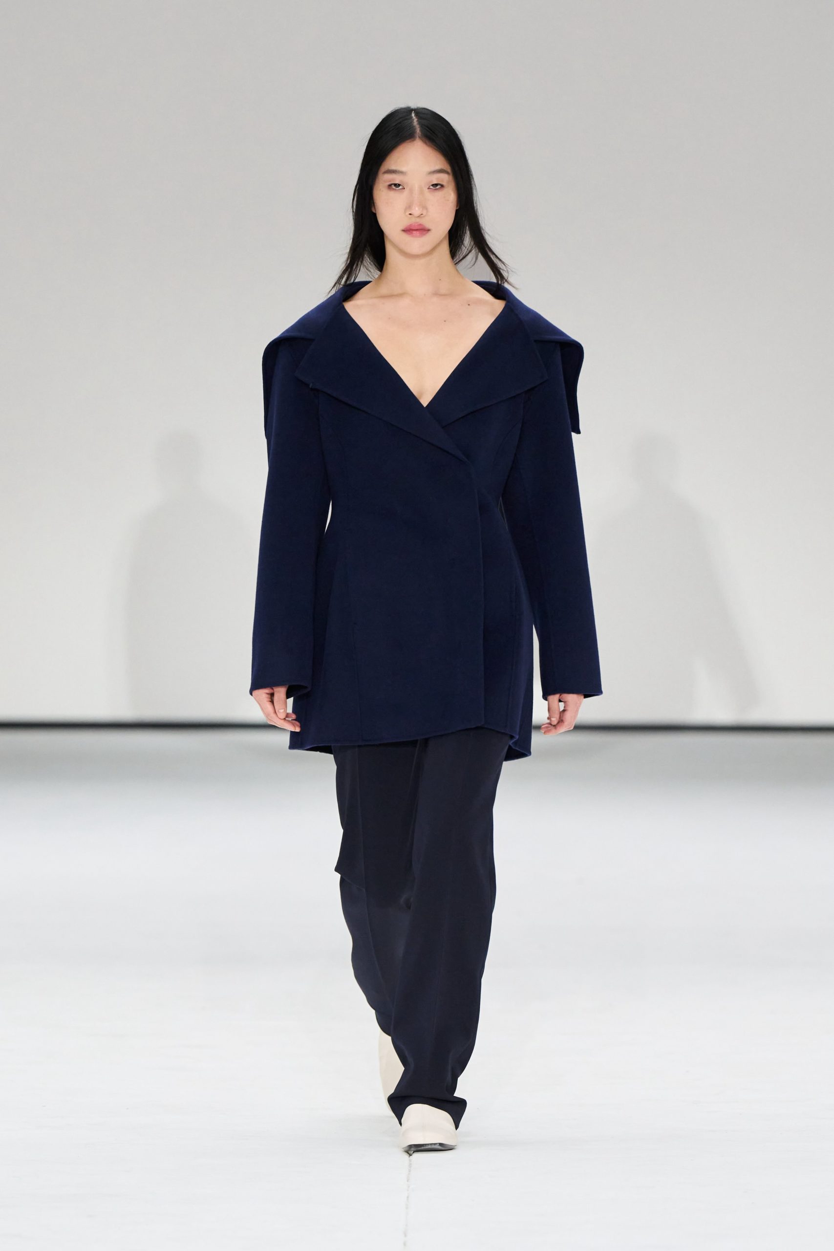 COS Was A Masterclass In Restrained Sensuality Paired With Sharp Tailoring