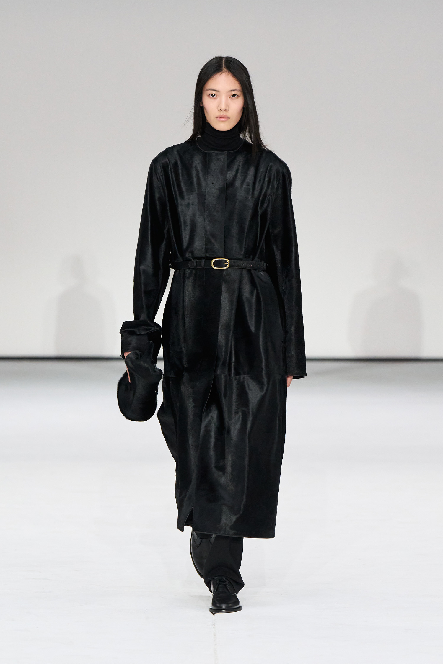 COS Was A Masterclass In Restrained Sensuality Paired With Sharp Tailoring
