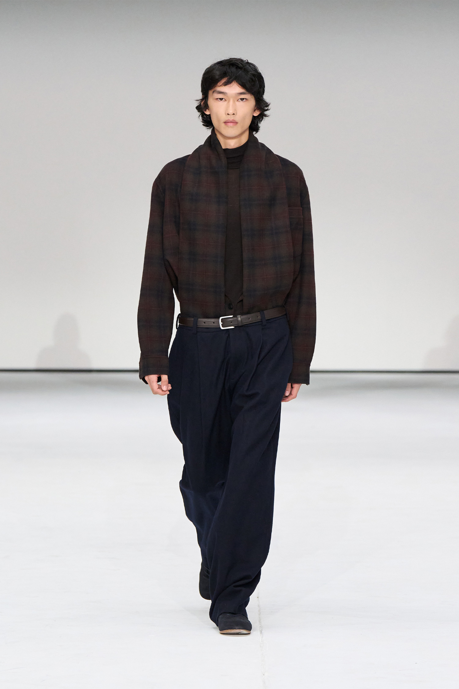 COS Was A Masterclass In Restrained Sensuality Paired With Sharp Tailoring