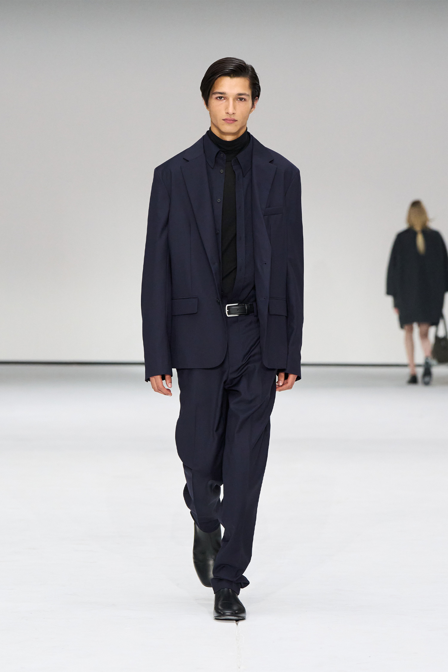 COS Was A Masterclass In Restrained Sensuality Paired With Sharp Tailoring