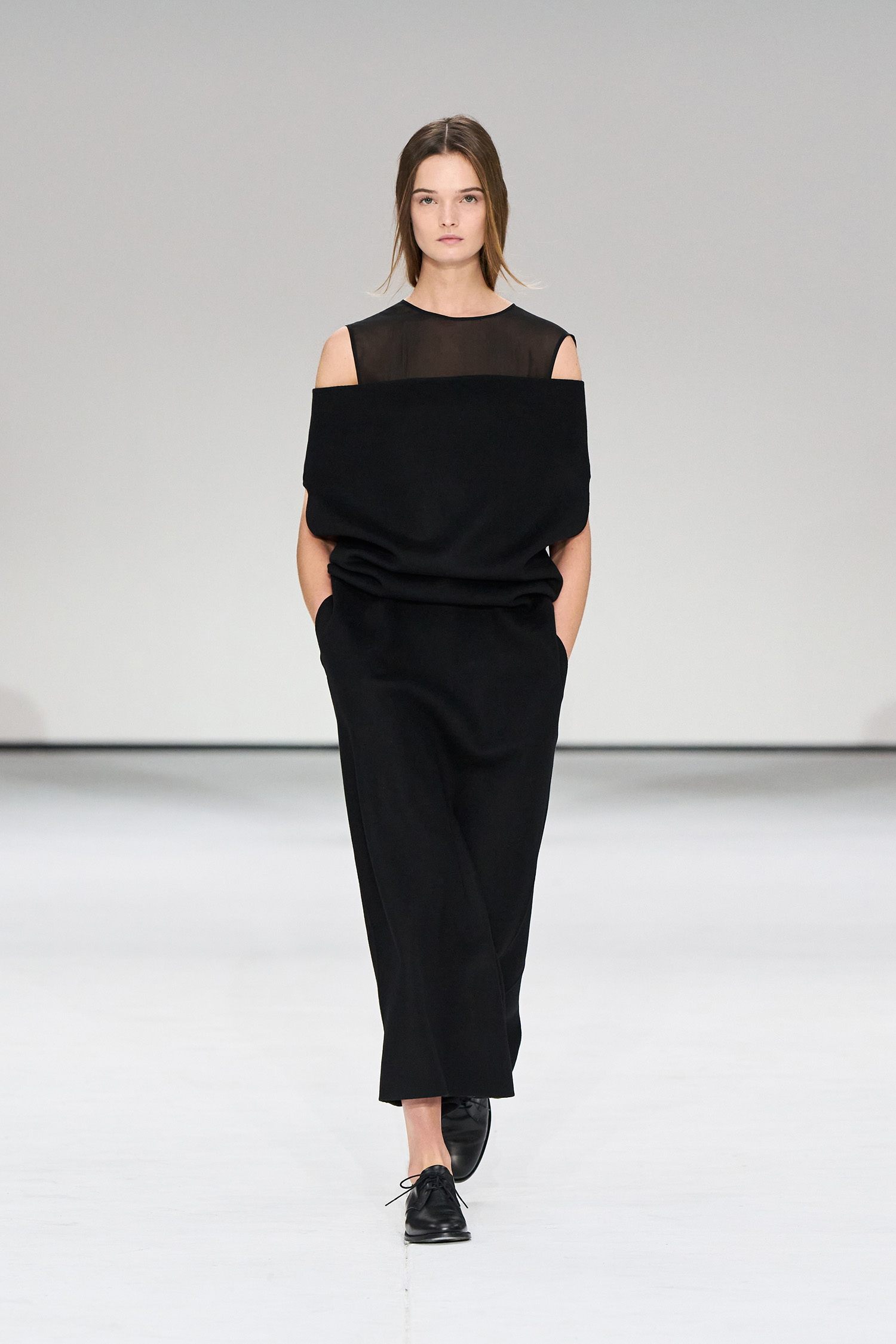COS Was A Masterclass In Restrained Sensuality Paired With Sharp Tailoring