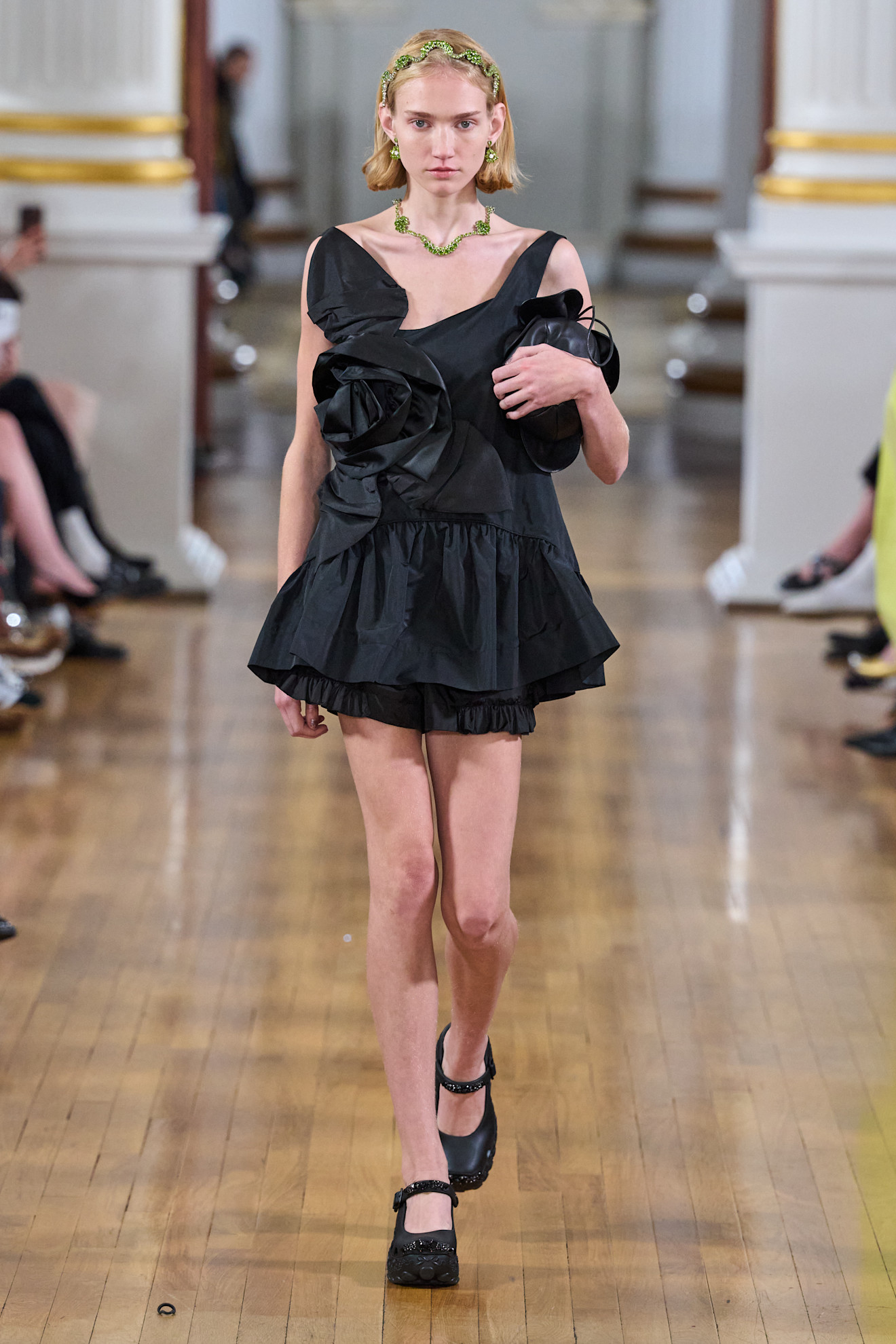 Here Are The 8 Major Trends from London Fashion Week