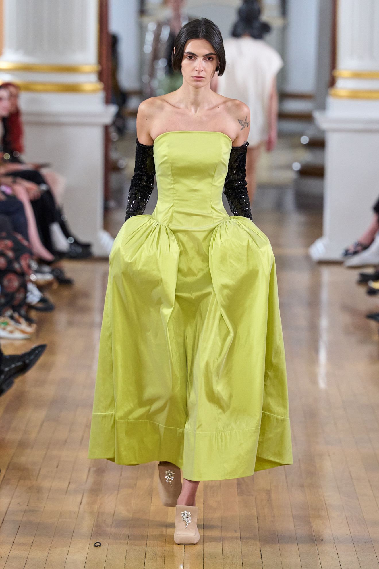 Here Are The 8 Major Trends from London Fashion Week