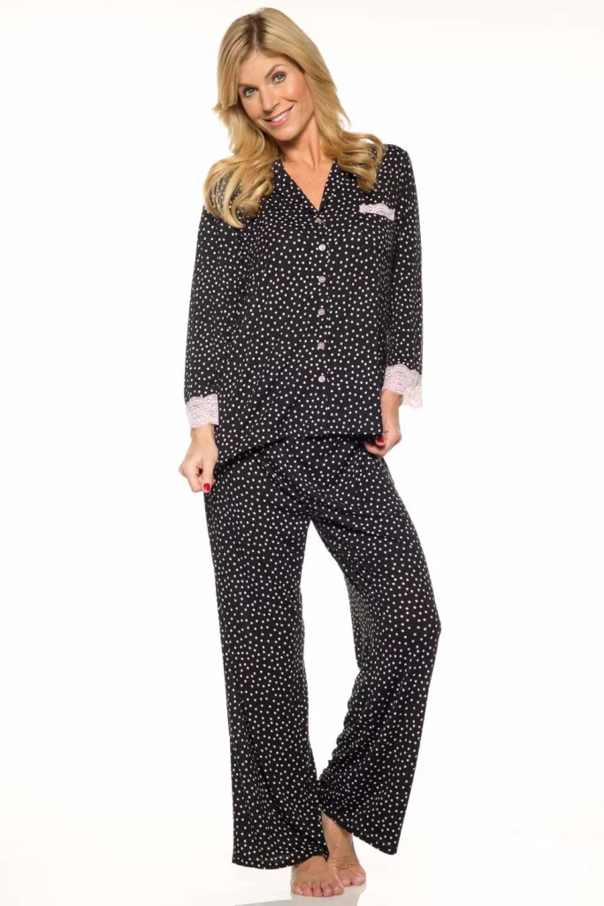 ellesg-wednesday-outfits-rhonda-shear