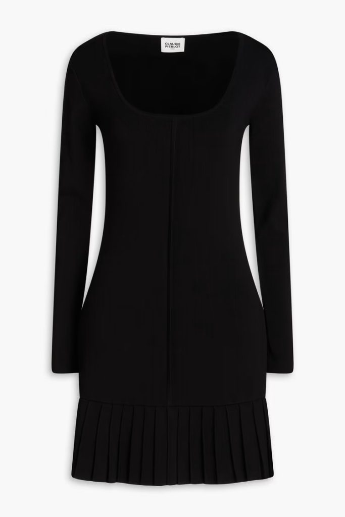 ellesg-wednesday-outfits-claudie-pierlot