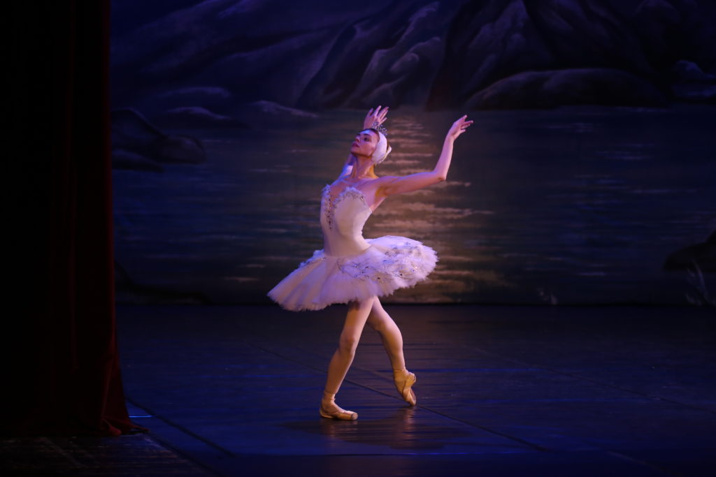 All Eyes On Prima Ballerina Oksana Bondareva As Swan Lake Returns To Singapore
