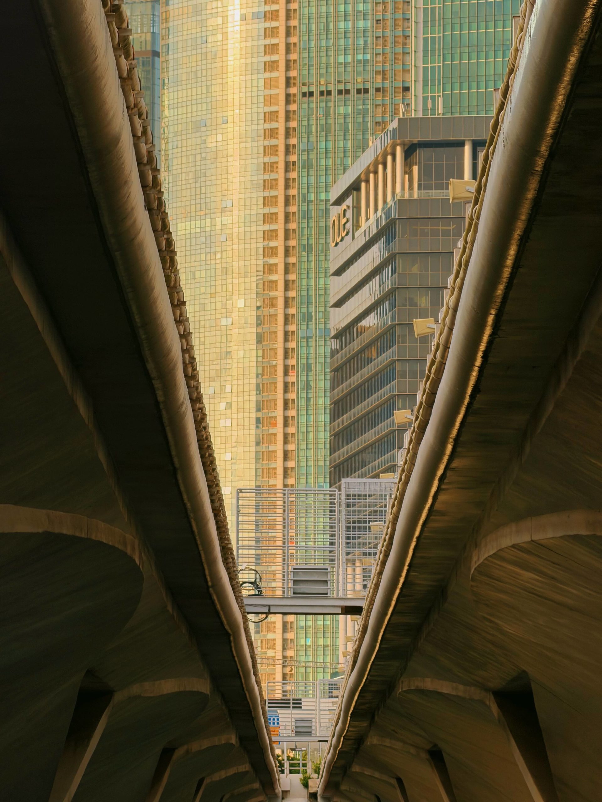 Singaporean Photographer Lee Yik Keat Shares His Take on the iPhone 17 Pro Max