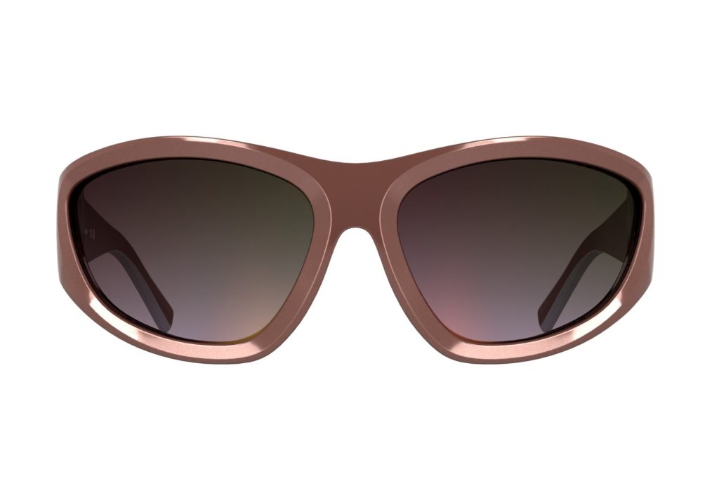 The 9 Capsule Items That Keep Your Suitcase Light and Your Outfits Sharp