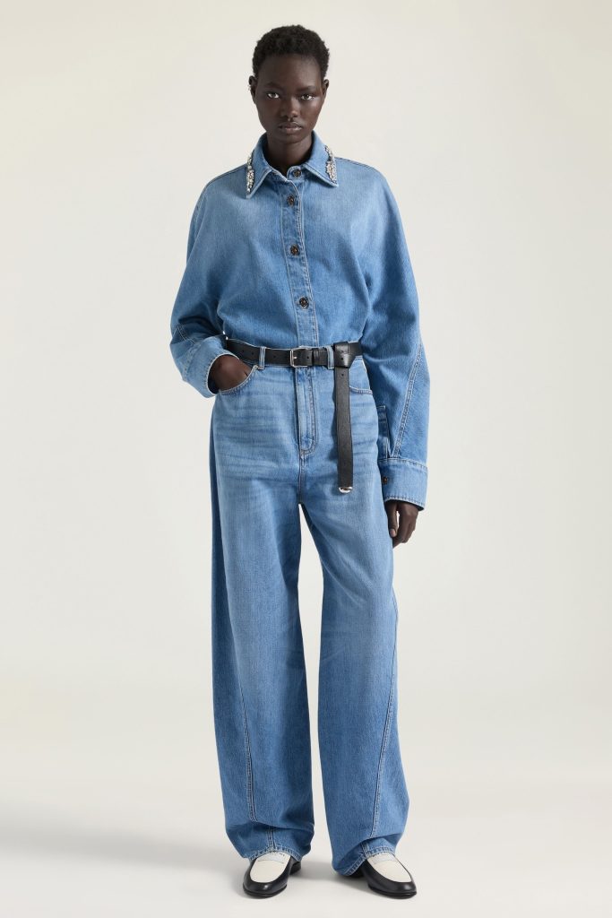 4 Denim Styles You Should Be Investing In For 2026 Instead Of Barrel Jeans