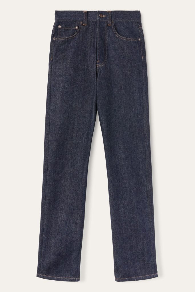 4 Denim Styles You Should Be Investing In For 2026 Instead Of Barrel Jeans