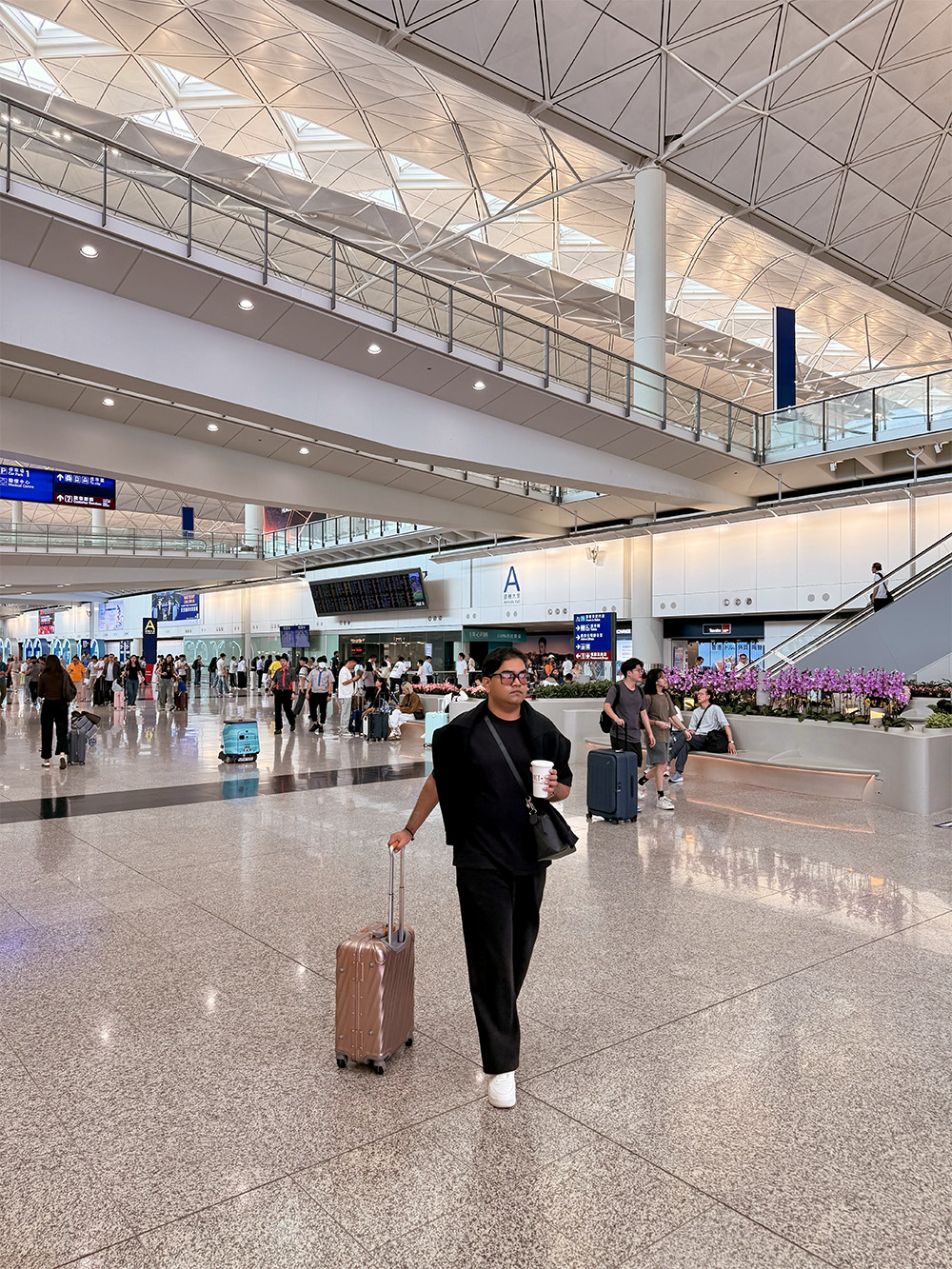 Editor’s Pick: Why the Tumi 19 Degree Aluminum International Carry-On Is My Go-To Travel Companion