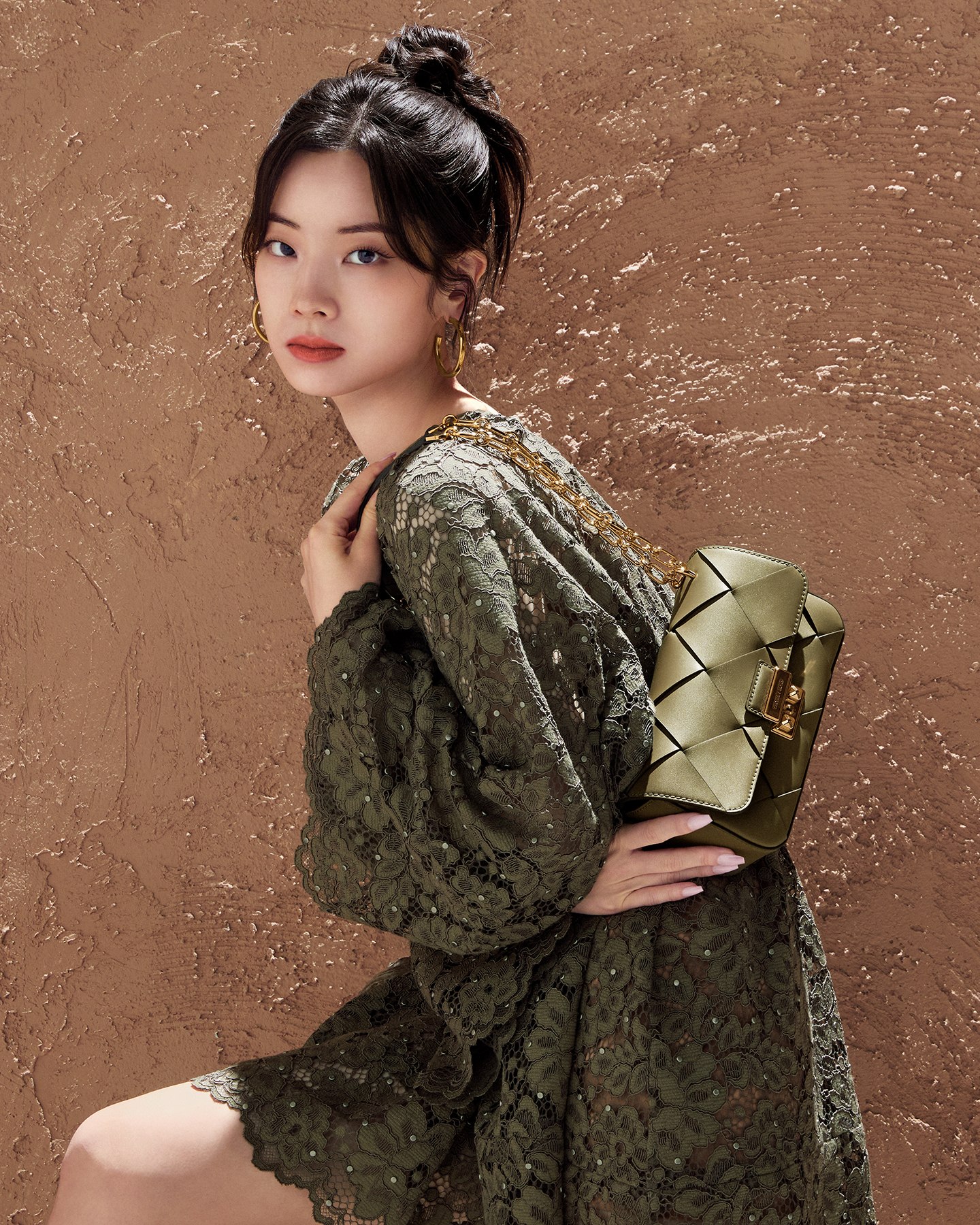 All About TWICE’s Members Nayeon, Jeongyeon, Momo, Sana, Jihyo, Mina, Dahyun, Chaeyoung, and Tzuyu