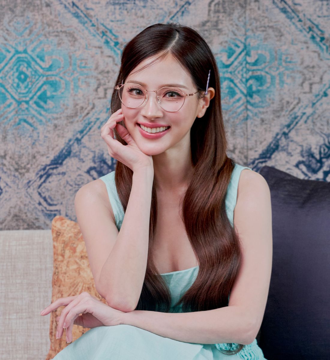Baifern On Her Favourite Eyewear Styles, Vacation Plans & Wishes For 2026