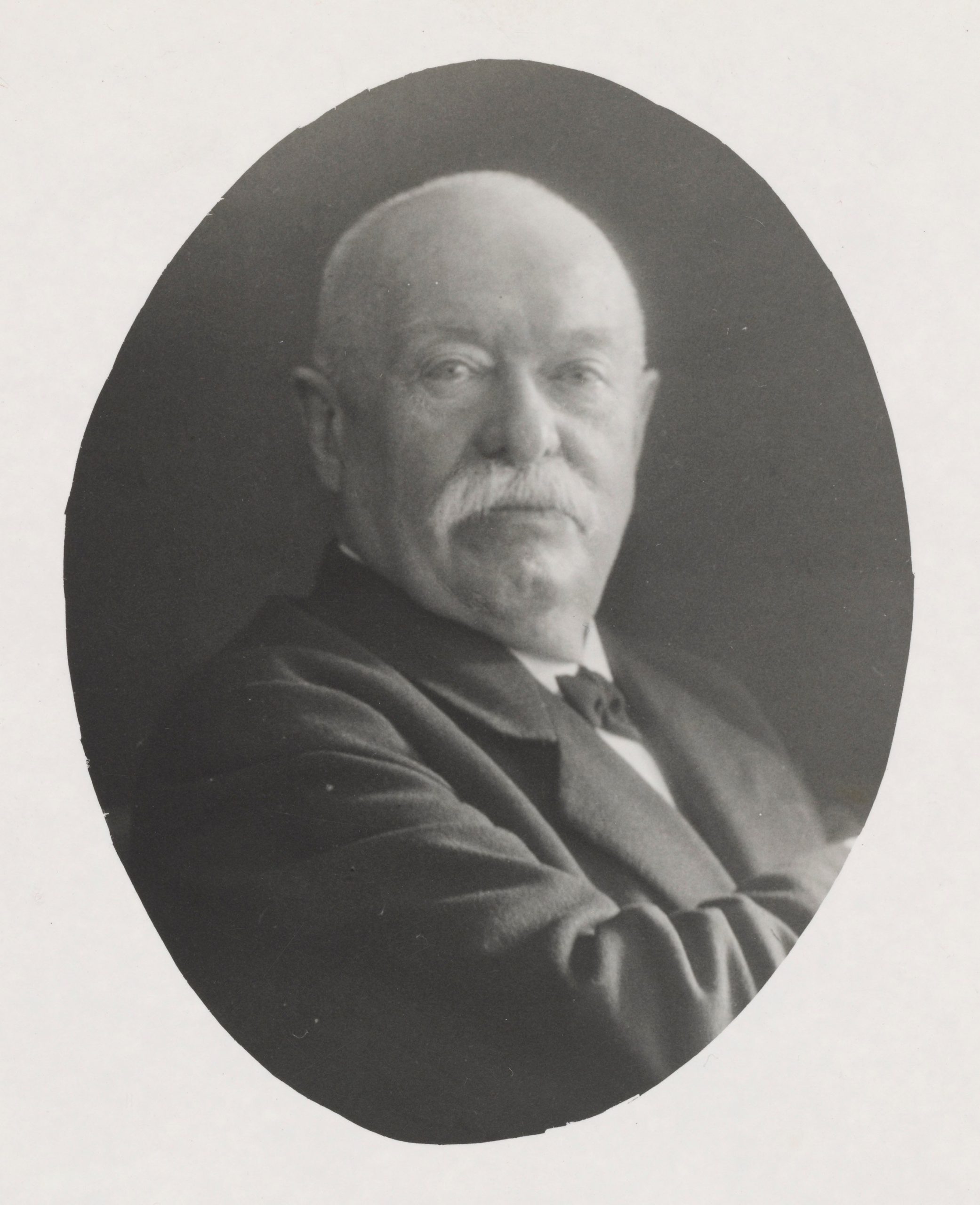 The 130-Year-Old Legacy Of The Louis Vuitton Monogram