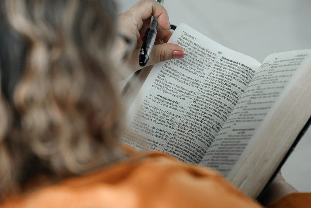 A Guide To Building Reading Habits (Plus, Where To Shop In Singapore)