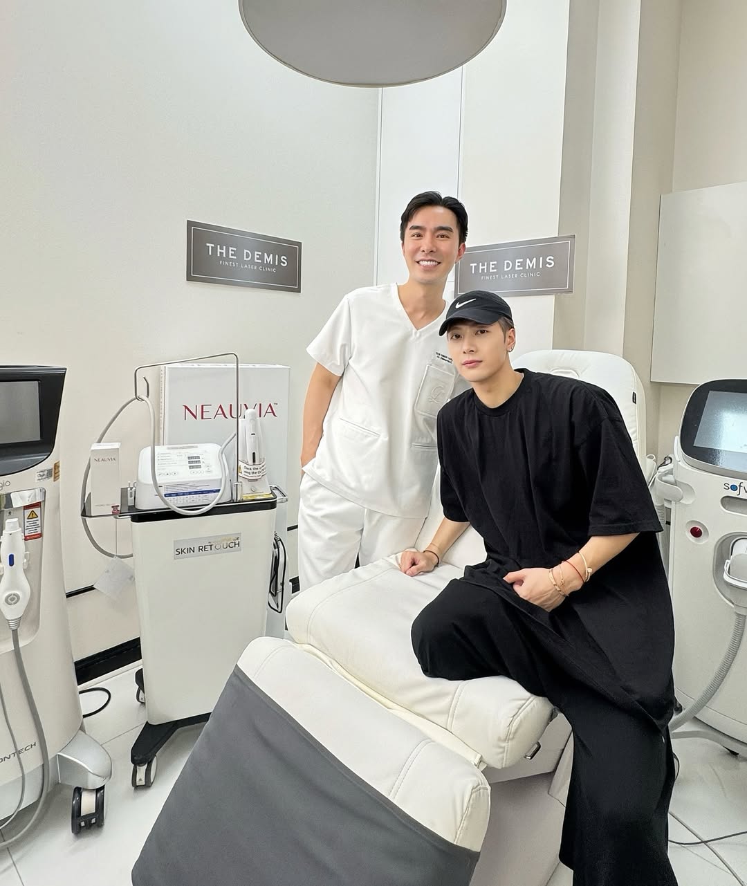 The Dermatologist Behind Kim Kardashian, Freen Sarocha & Rebecca Armstrong’s Glow: Dr Dissapong “Joe” Panithaporn