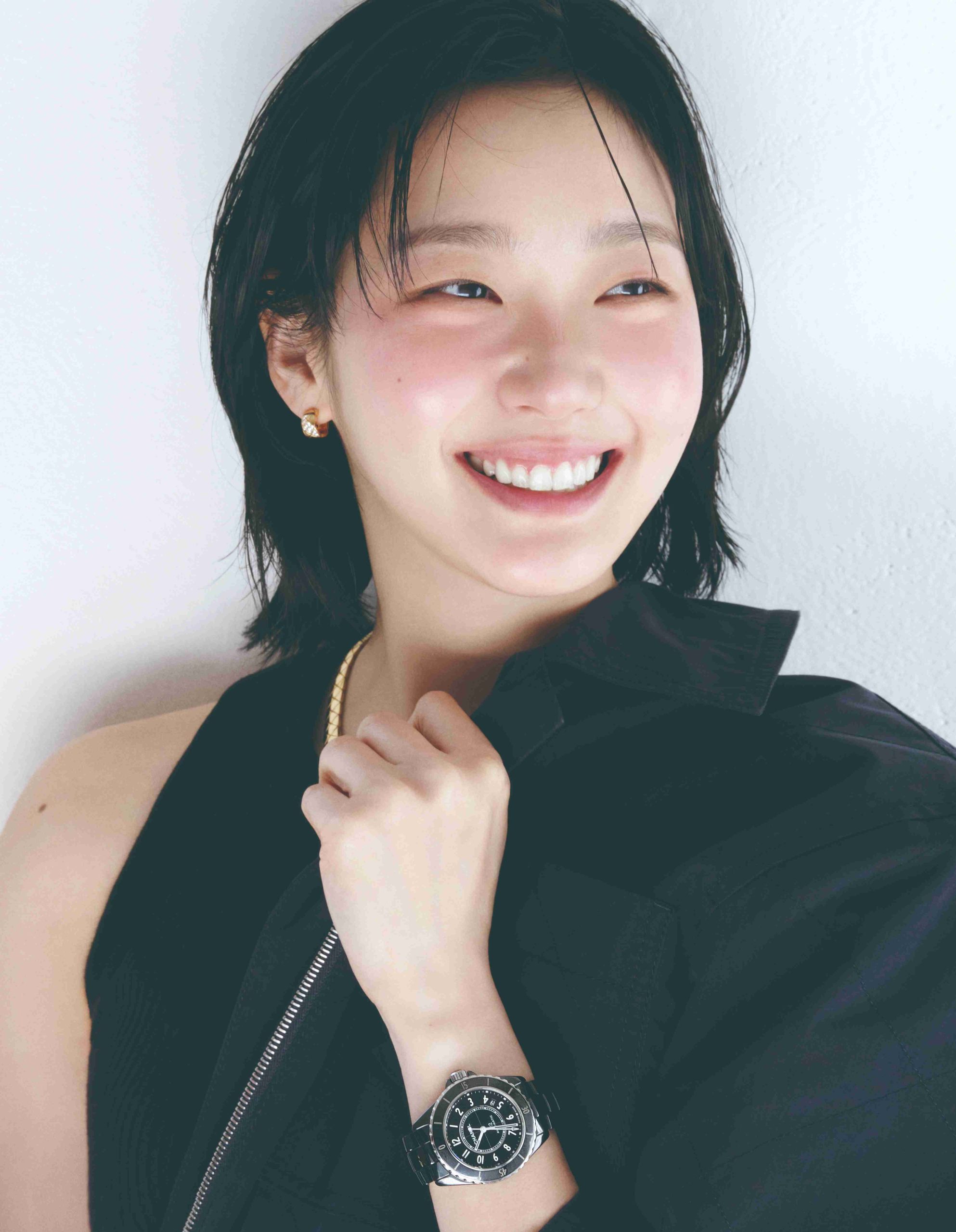 The Way She Moves: Kim Go-Eun on Embodying Chanel J-12, Yumi’s Cells 3 & Embracing The Art Of Acting