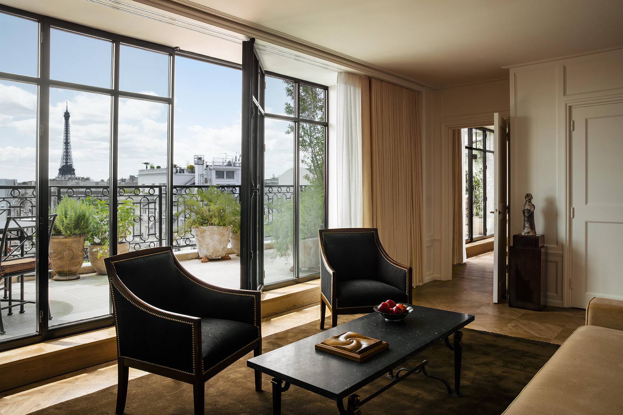 A Parisian Secret, Reimagined: Inside Hôtel Balzac With Vivre – Les Maisons Bertrand