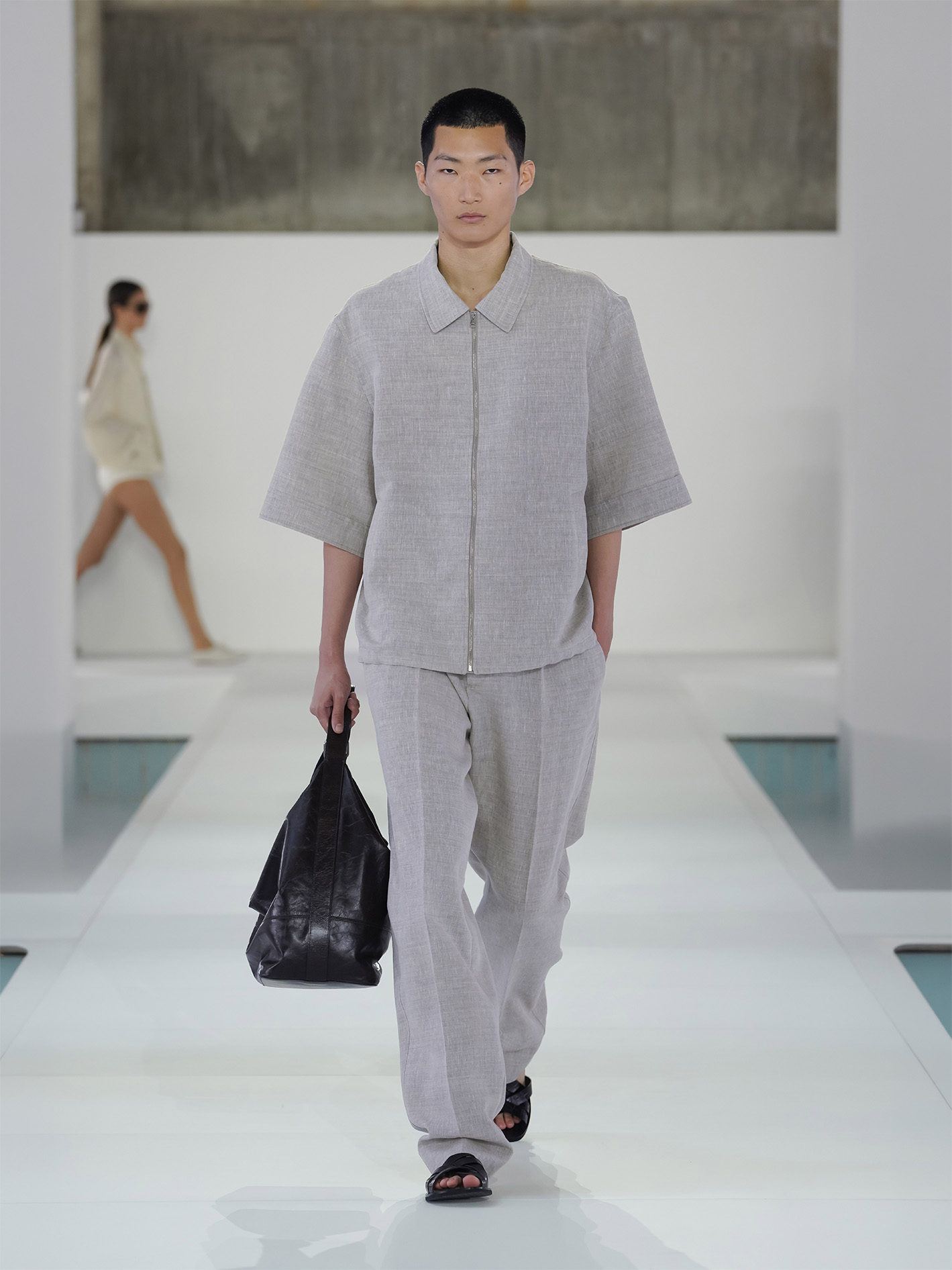 COS SS26: Karin Gustafsson Brings Cinematic Beauty to Seoul’s Runway