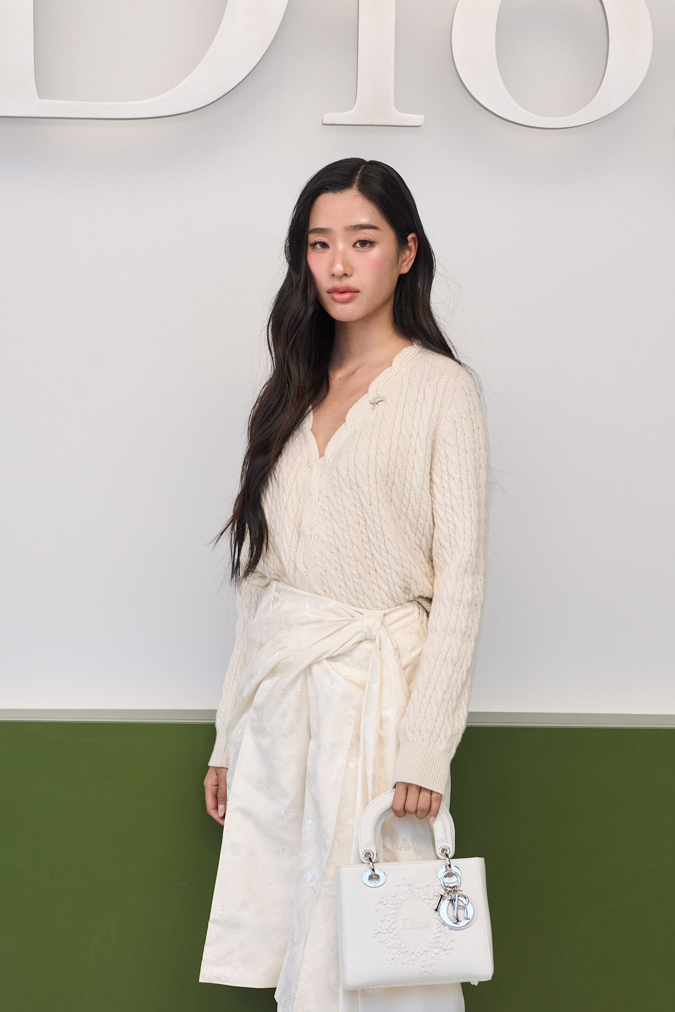 Spotted: Jennie, Yerin Ha & Lingling Kwong At Paris Fashion Week