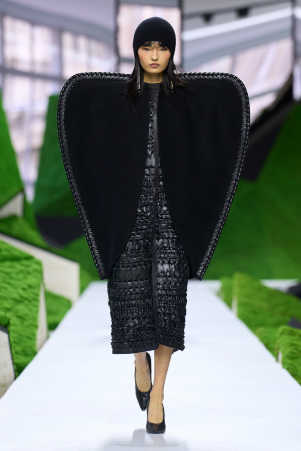 In Pursuit Of Purity & Lightness At Paris Fashion Week