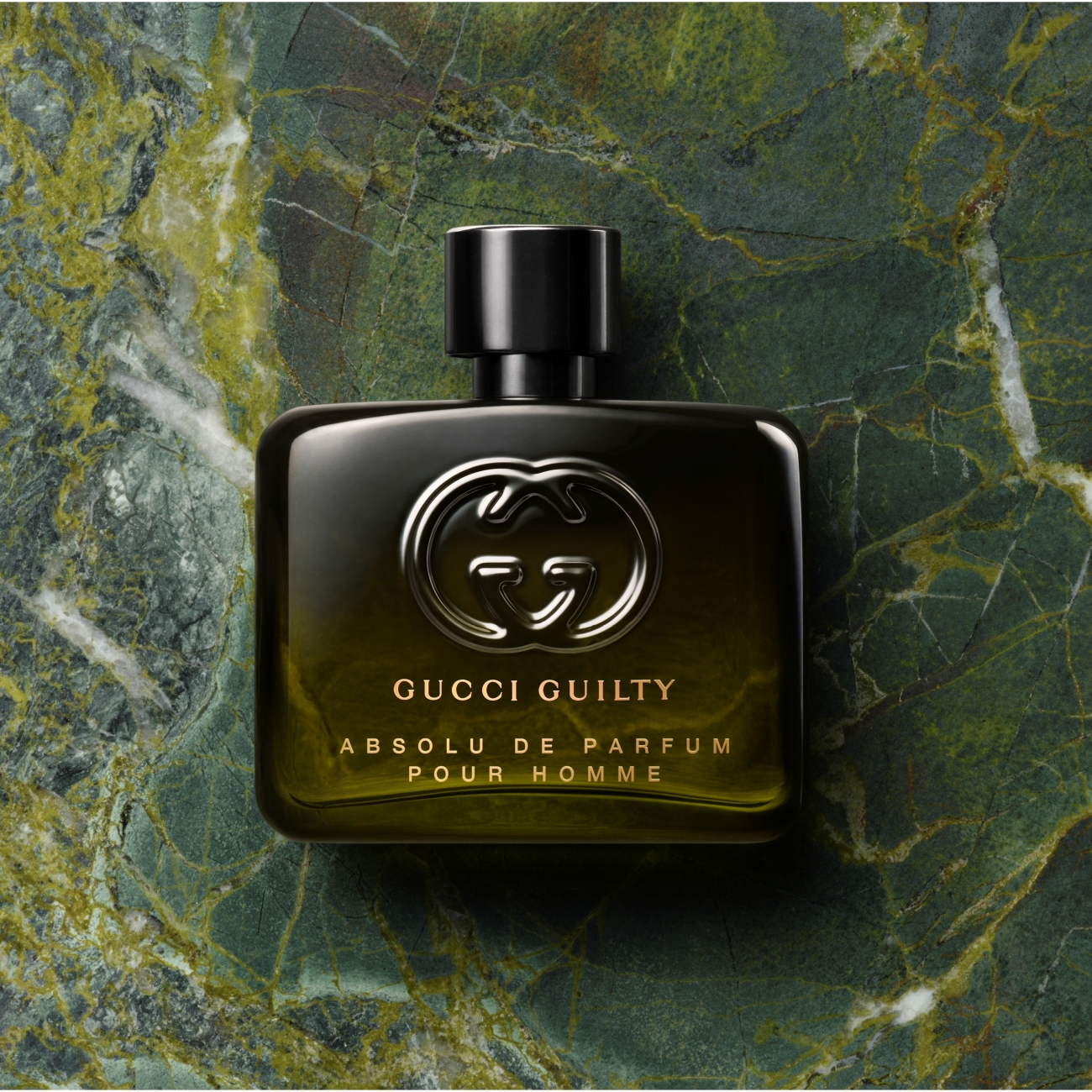 Julia Garner On Gucci Guilty Absolu, Coffee Notes & Her Minimalist Beauty Routine