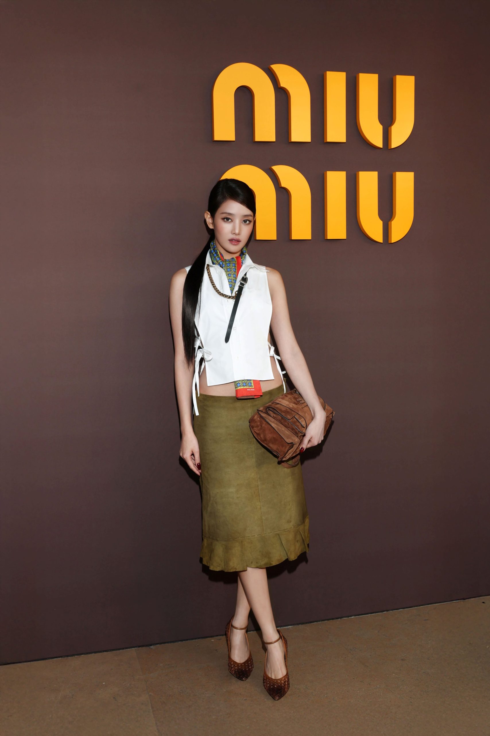 Spotted: Jennie, Yerin Ha & Lingling Kwong At Paris Fashion Week