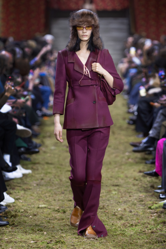 In Pursuit Of Purity & Lightness At Paris Fashion Week