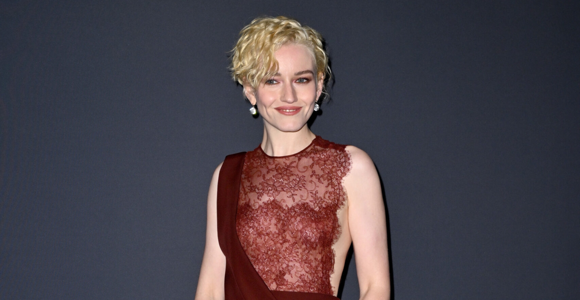 Julia Garner über Gucci Guilty Absolu, Kaffeenoten und ihre ...
