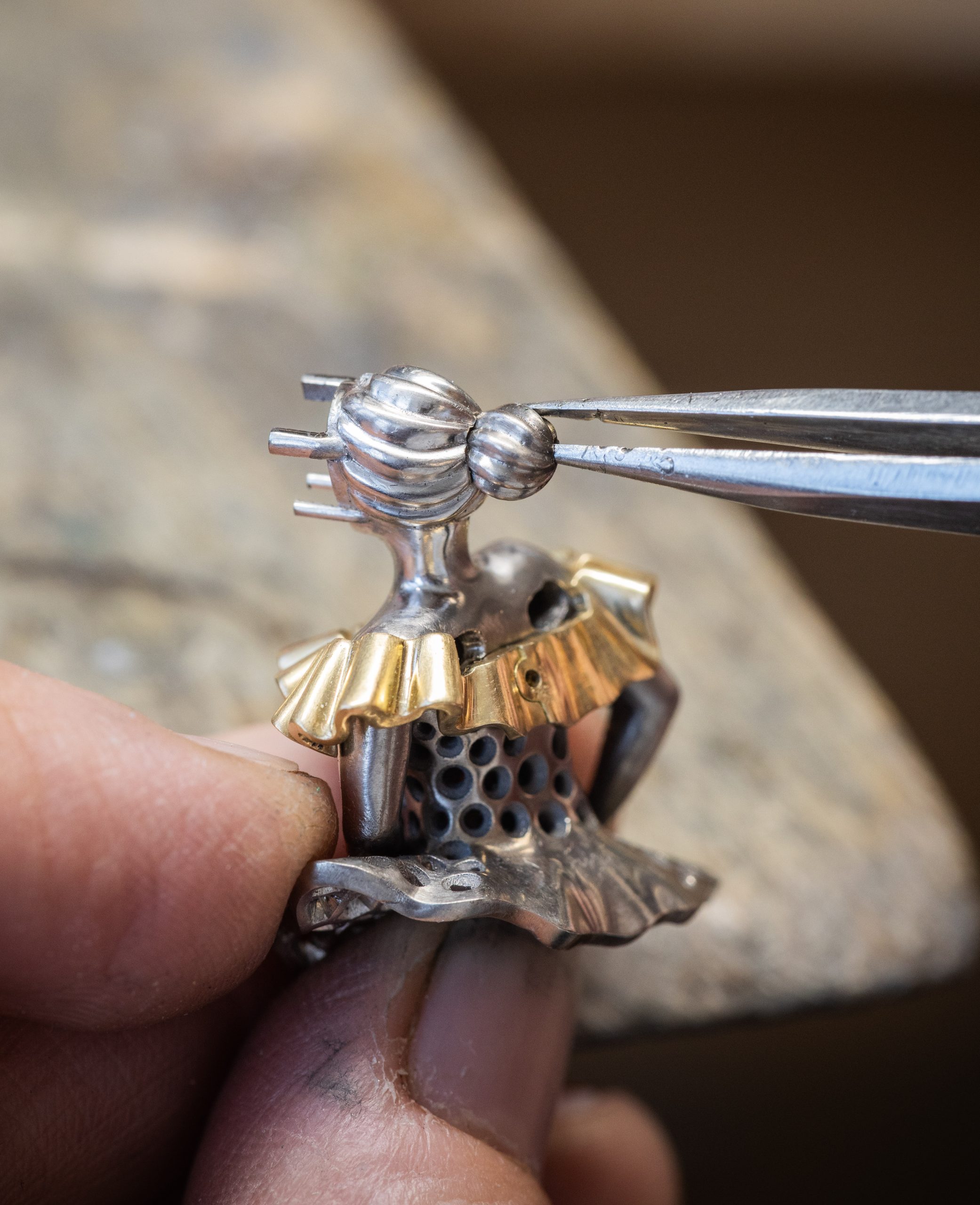 Van Cleef & Arpels Pays Homage To The Prima Ballerina