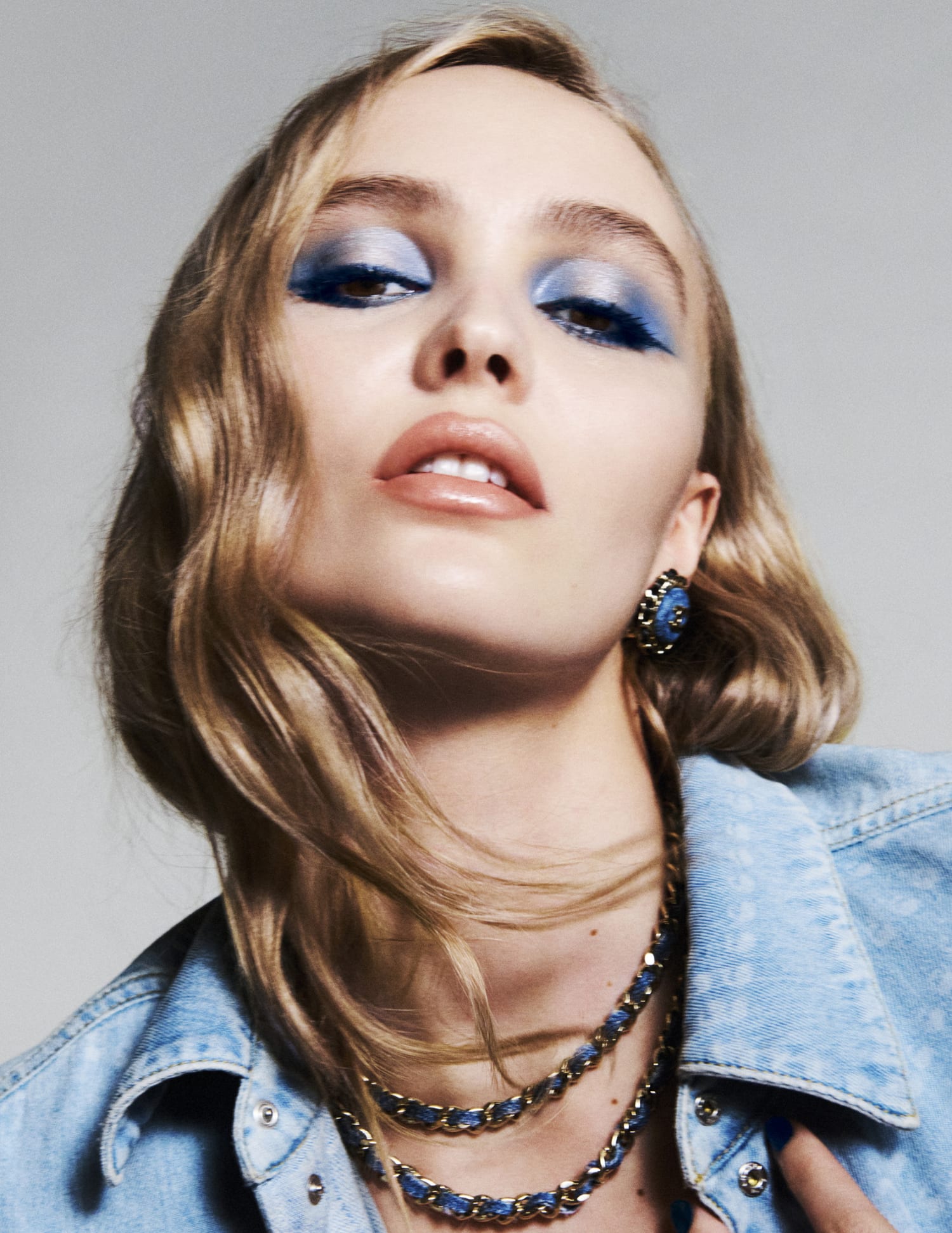 Chanel Channels '90s Supermodels With New Denim-Inspired Beauty Collection