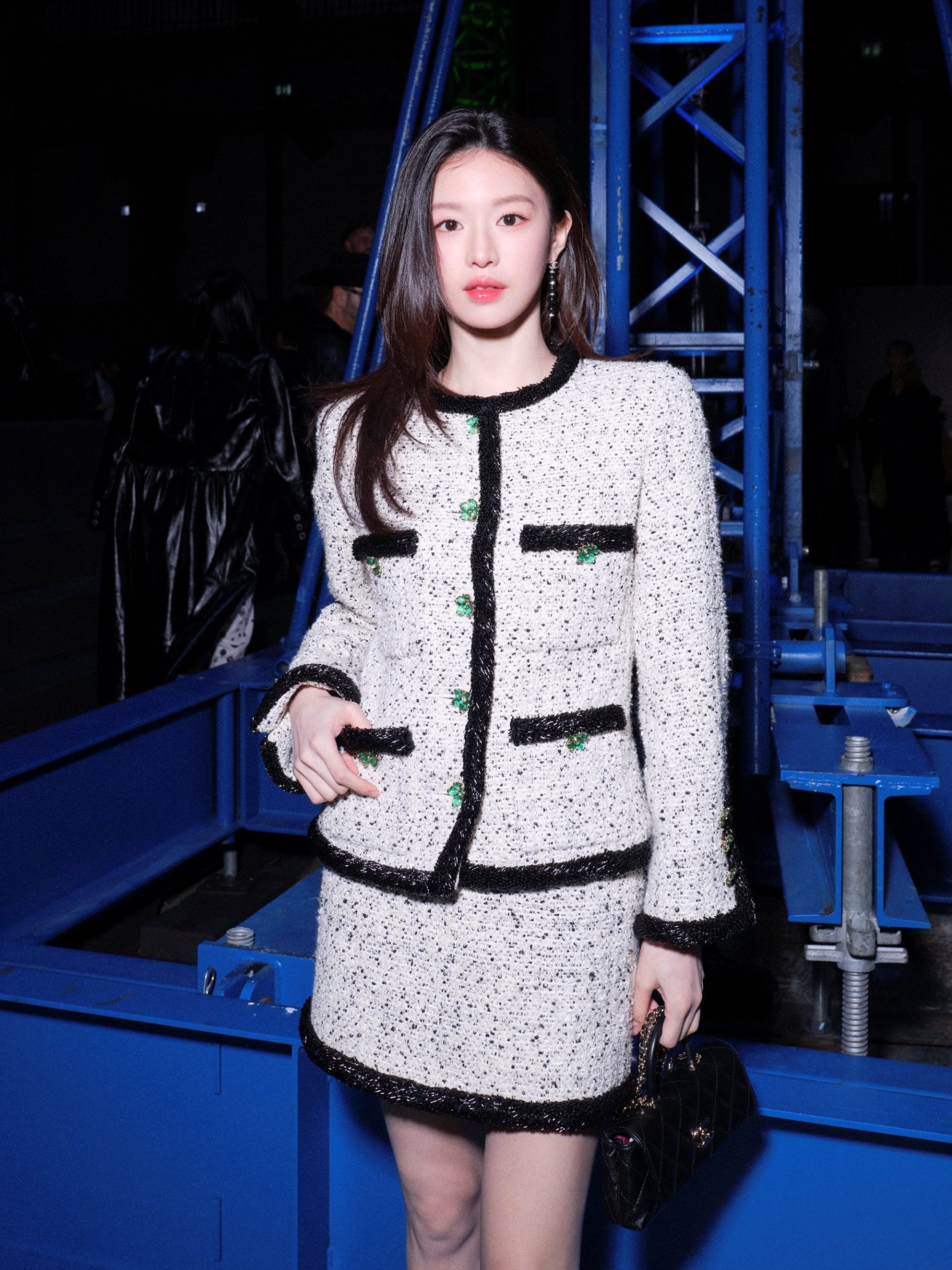 Spotted: Jennie, Yerin Ha & Lingling Kwong At Paris Fashion Week