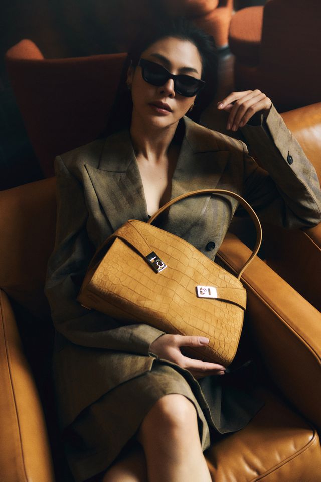Faye Peraya Channels Elegance in Ferragamo at Milan Fashion Week