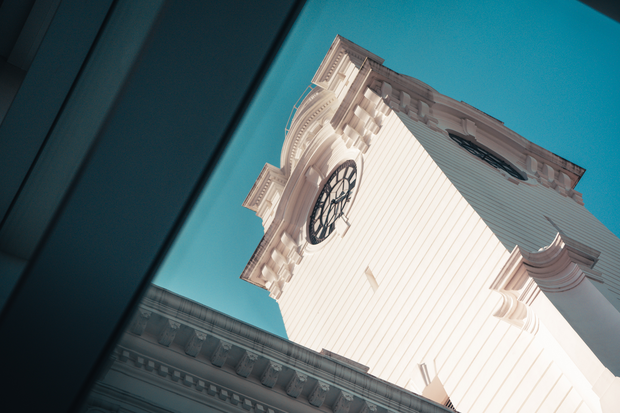 The Hour Glass Takes Up the Mantle Of The Arts House Group