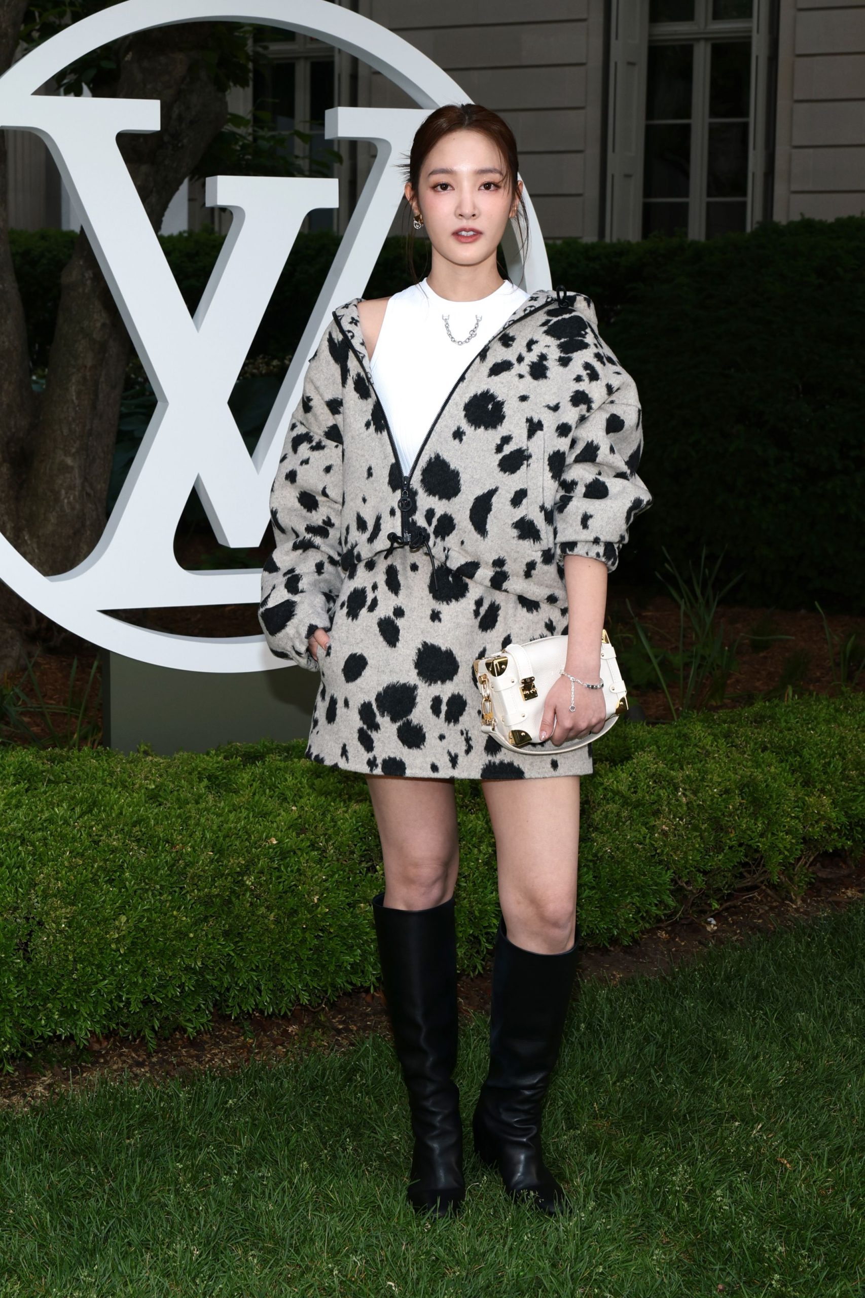 Spotted: Felix, Zendaya & Chase Infiniti At The Louis Vuitton Cruise 2027 Show