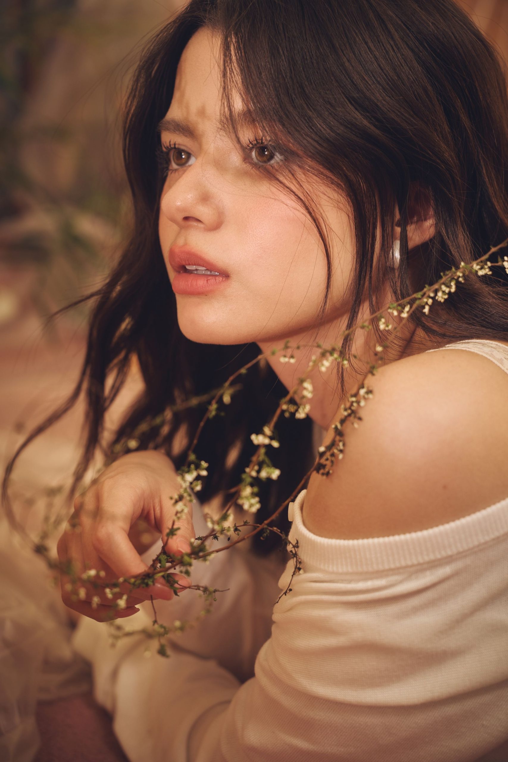 Becky Armstrong On Her Debut Single "Skin" & Her Vision For Her Upcoming EP