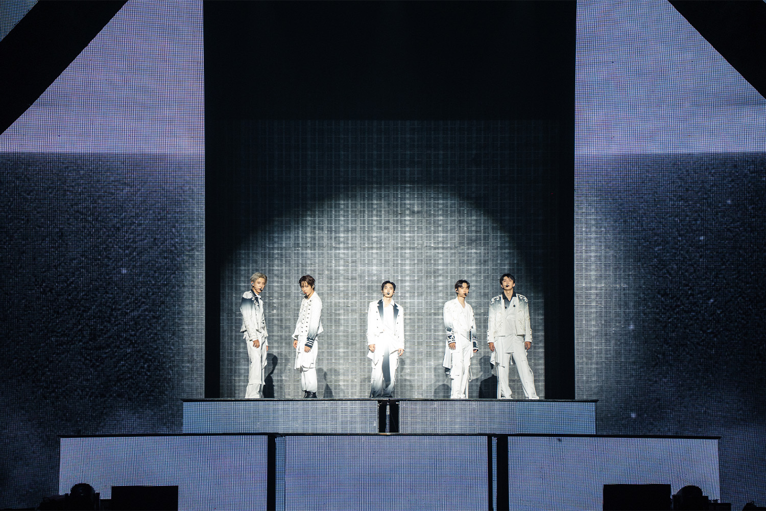 A Love Letter To The Fans: EXO’s EXhOrizon Tour Wraps Up In Singapore 
