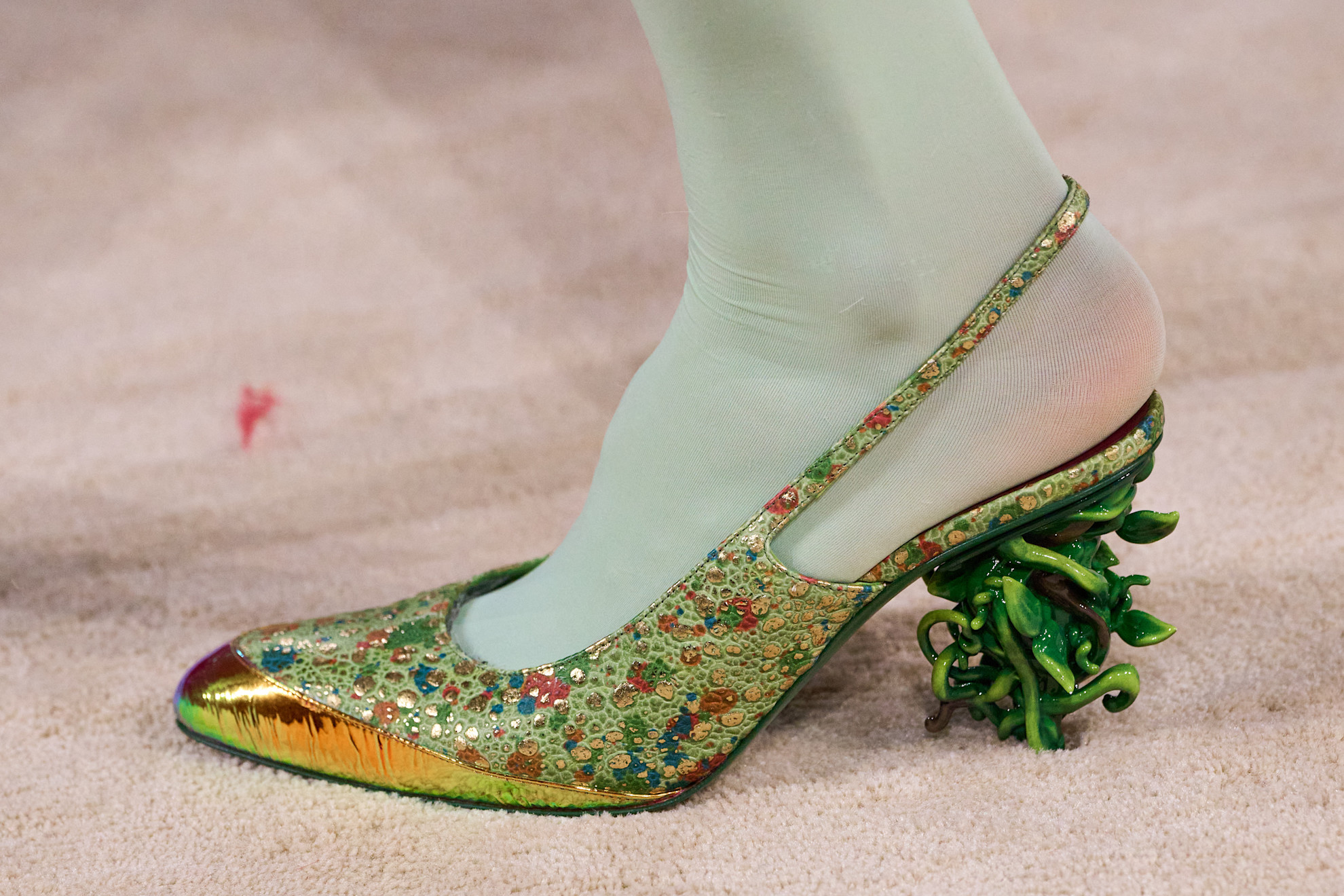 Welcome to Fashion’s Fairy-Tale Era